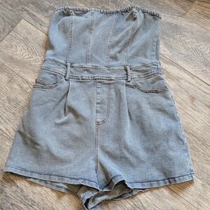 Pink Lily Blue Jayla Strapless Denim Romper Size Small